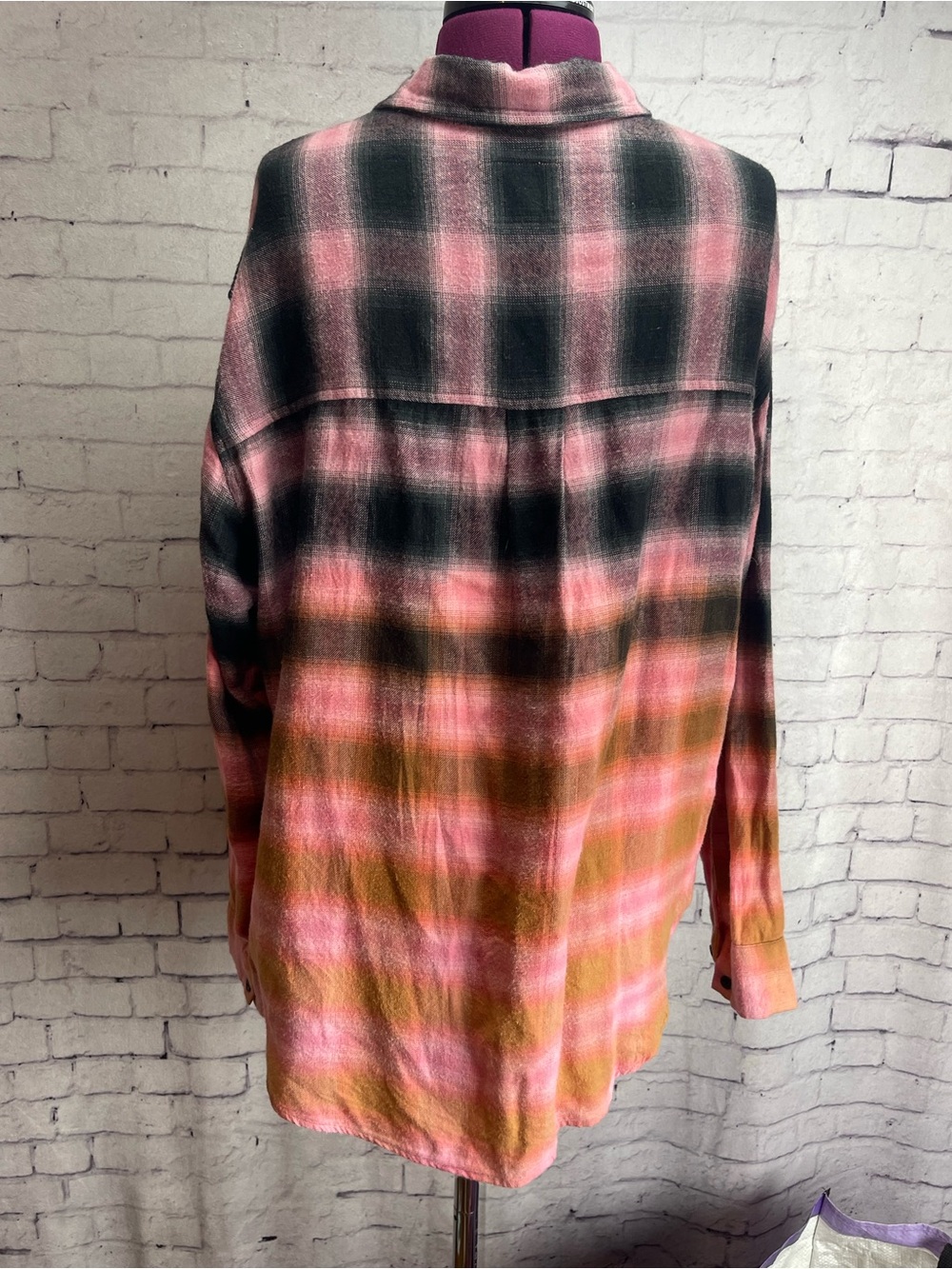 Rails size XL Tierra pink orange dip dye flannel shirt - Picture 3 of 4
